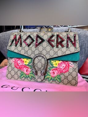 Gucci Modern Dionysus Shoulder Bag Pristine Condition